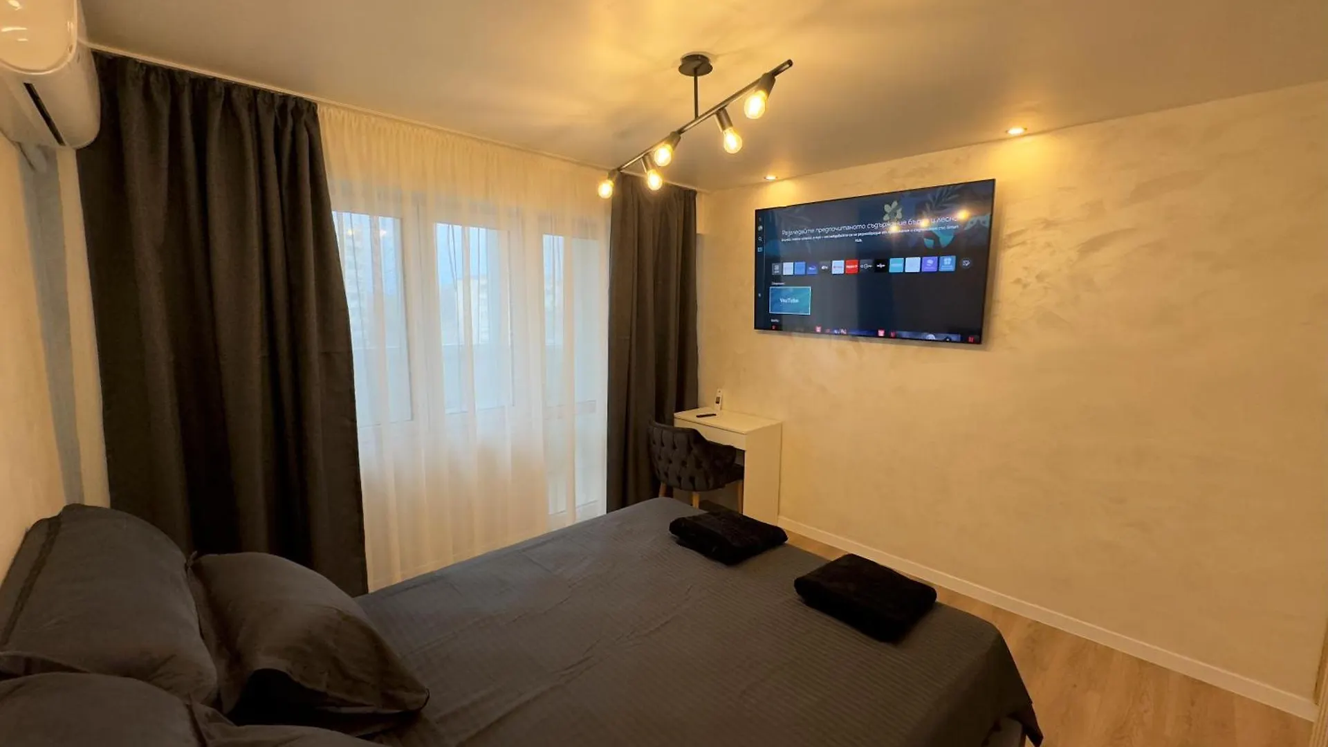 Seaview Lazur Apartment Burgas