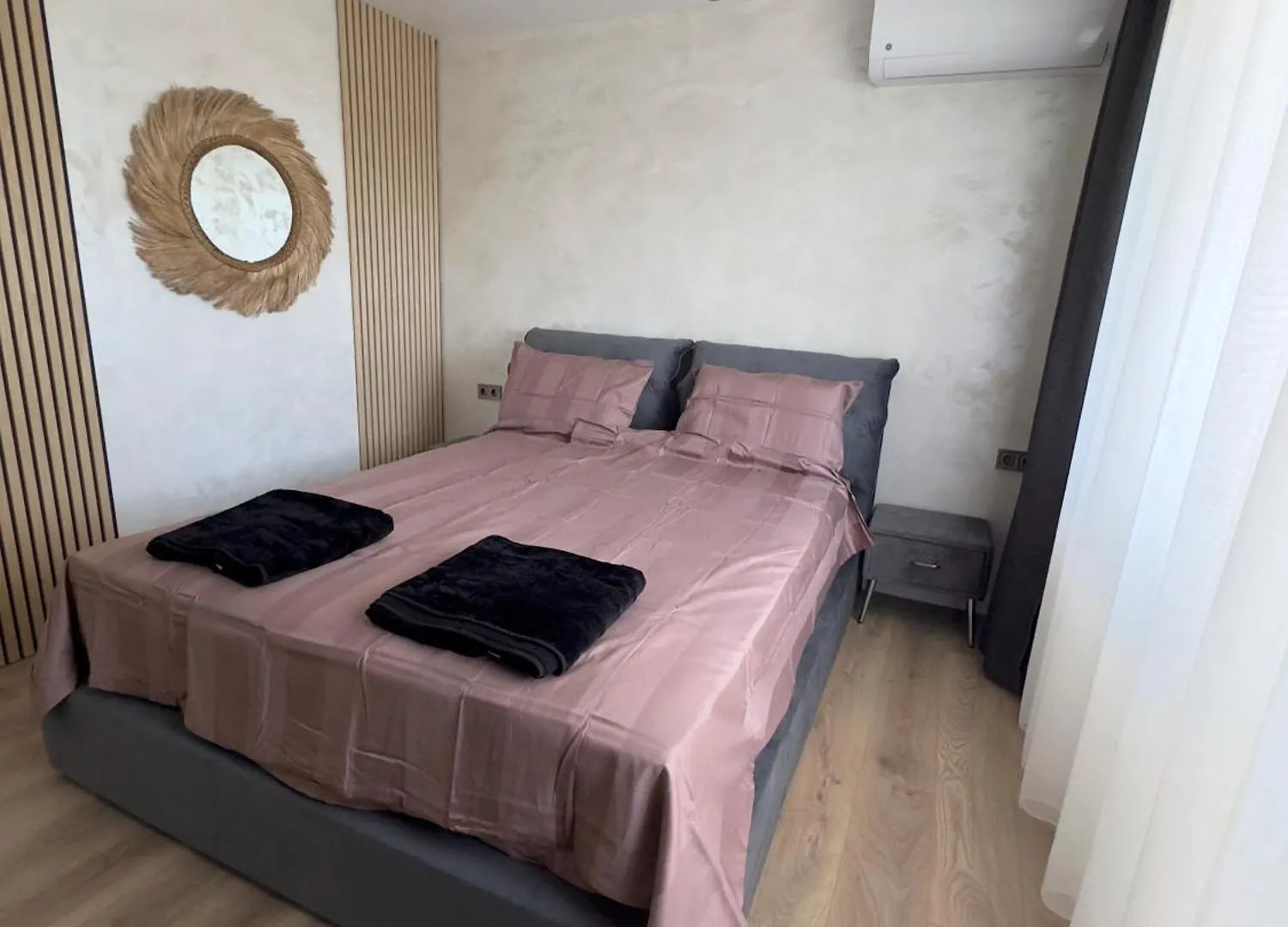 Seaview Lazur Apartment Burgas 0*,